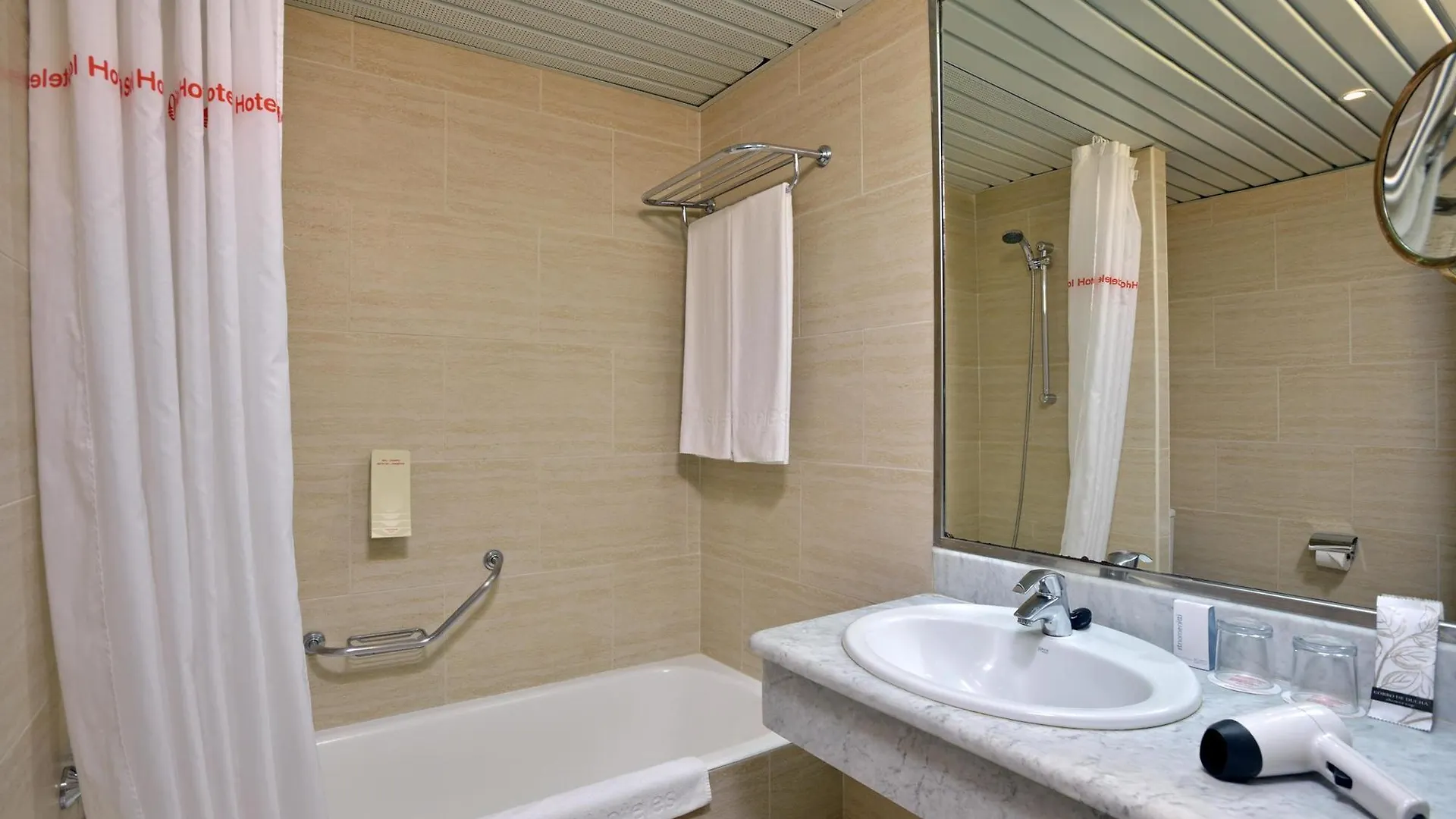Melia Gavilanes Hotel Cala Galdana   Cala Galdana (Menorca)